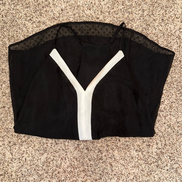 black tank top - size L - Picture 3 of 4